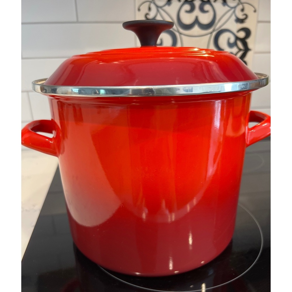 Le Creuset 6 Qt Stockpot Flame Orange PRISTINE CLEAN INTERIOR with Lid